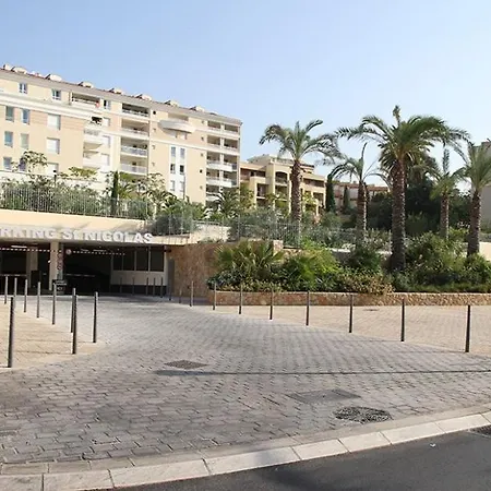 Design Et Cosy A 8 Min A Pied Des Plages Cannes