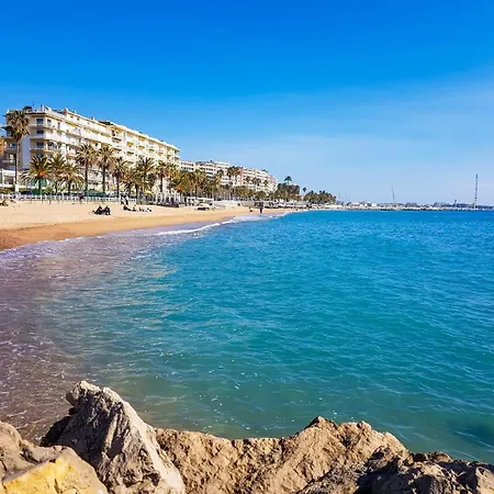 Design Et Cosy A 8 Min A Pied Des Plages Apartment